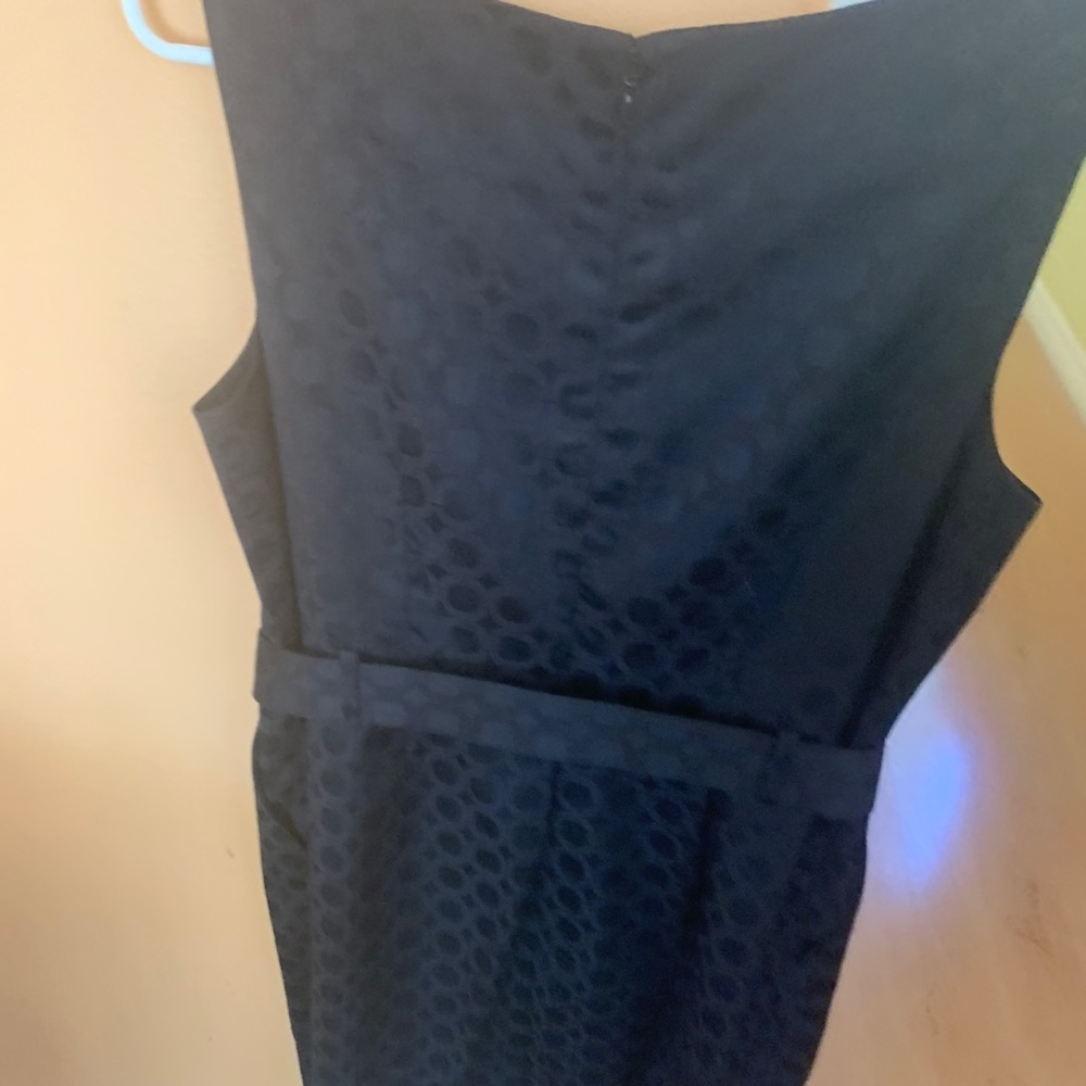 Dress - Picture 8 of 10